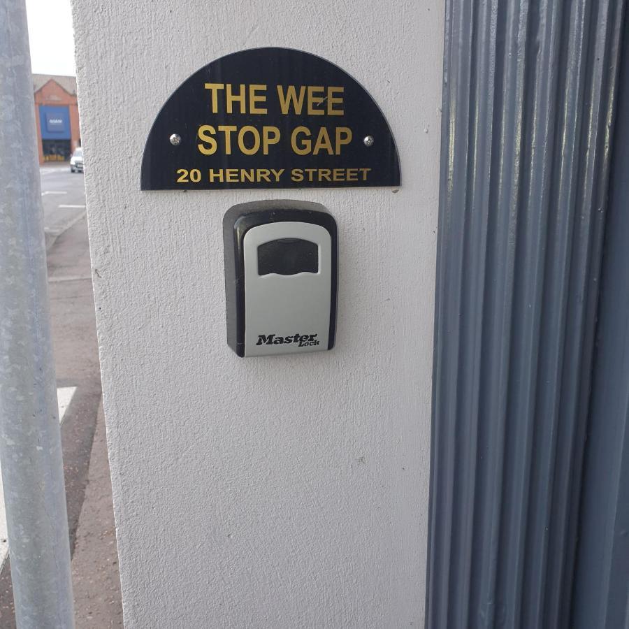 3 Bedroom Apartment, Ballymena, The Wee Stop Gap Екстериор снимка