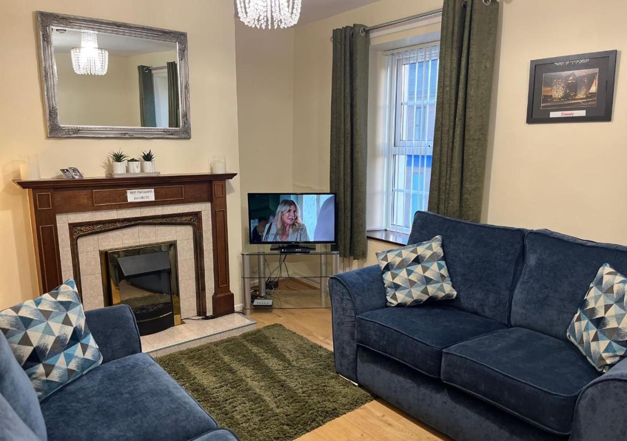 3 Bedroom Apartment, Ballymena, The Wee Stop Gap Екстериор снимка